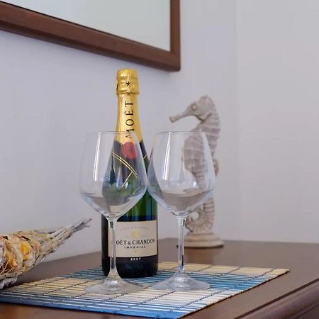 Emerald Residence Sleeps 12 With Sea View Porto Cesareo Exterior foto